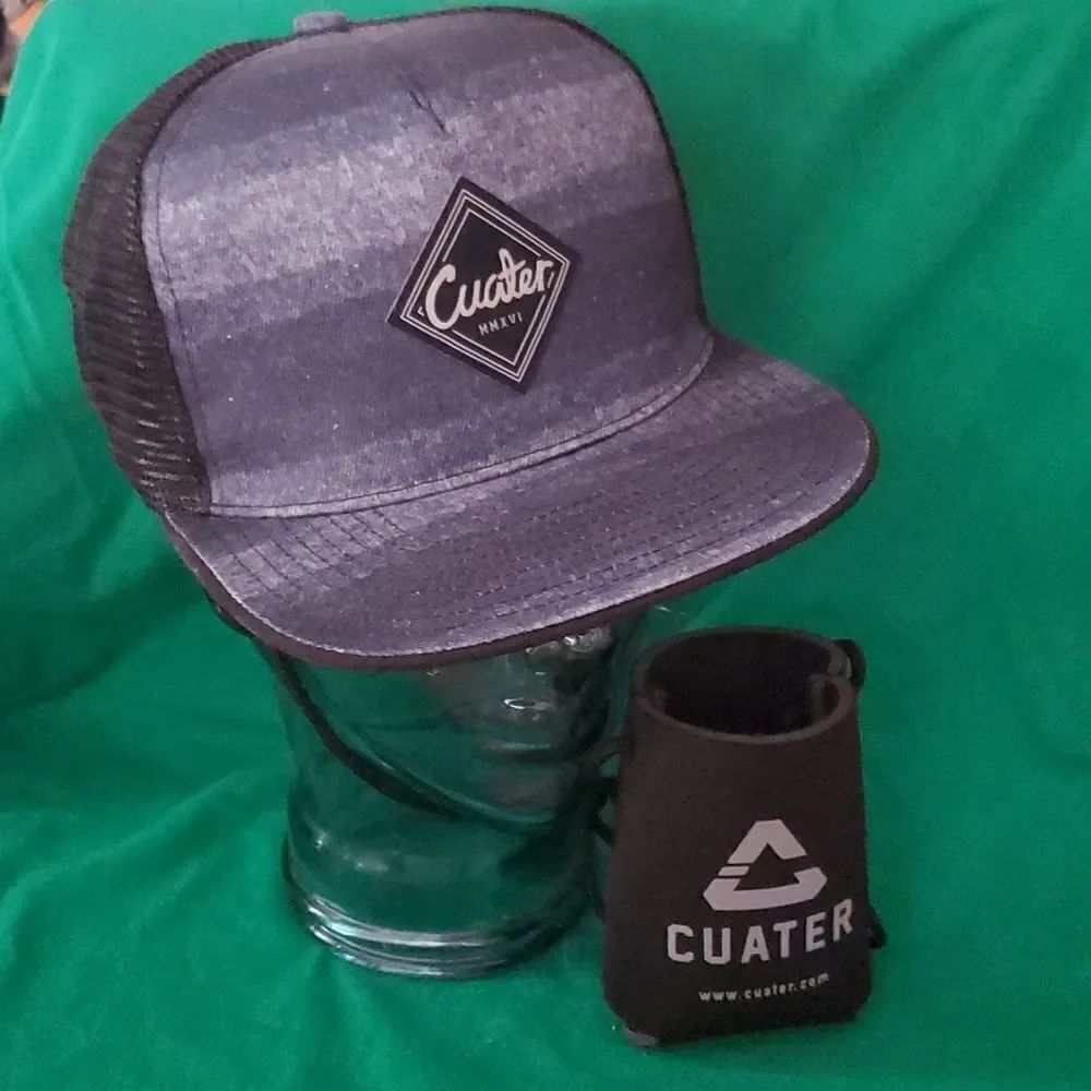 NWT Travis Mathew Cuater Mesh Hat with Drink Holder